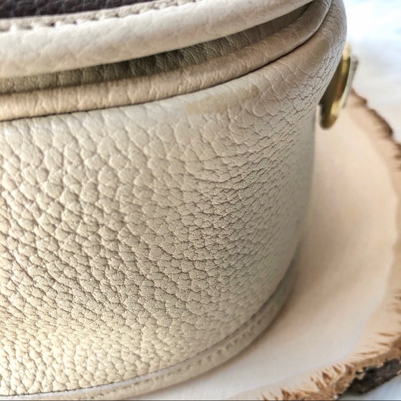 Dooney & Bourke | Vintage Teton Large Saddle Bag - Picture 9 of 12